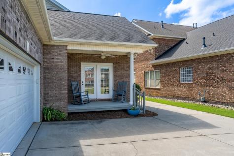 8 Firnstone Court Greenville SC 29607