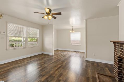 509 W Carolina Avenue Clinton SC 29325