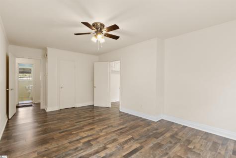 509 W Carolina Avenue Clinton SC 29325