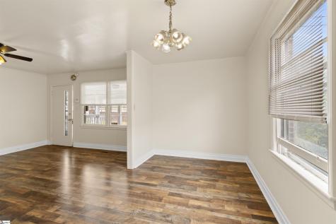 509 W Carolina Avenue Clinton SC 29325