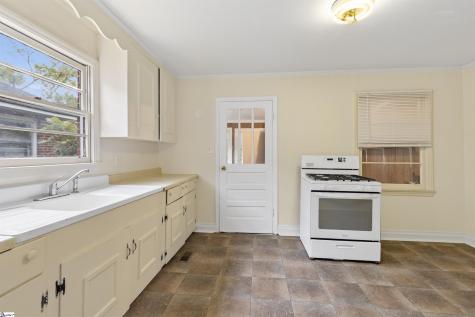 509 W Carolina Avenue Clinton SC 29325