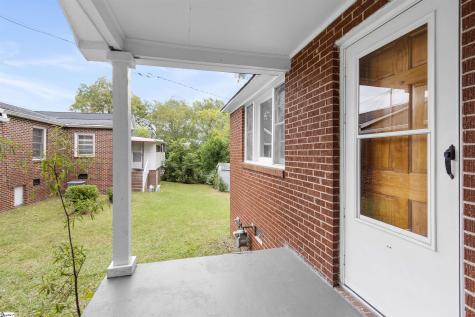 509 W Carolina Avenue Clinton SC 29325