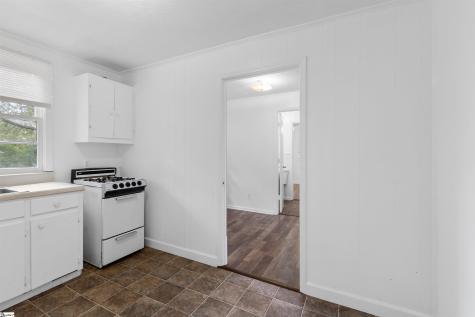 509 W Carolina Avenue Clinton SC 29325