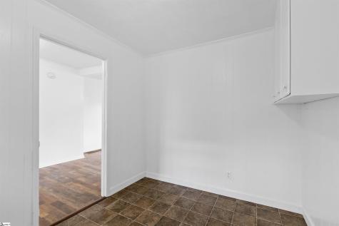 509 W Carolina Avenue Clinton SC 29325