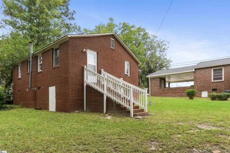 509 W Carolina Avenue Clinton SC 29325