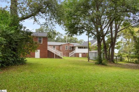 509 W Carolina Avenue Clinton SC 29325
