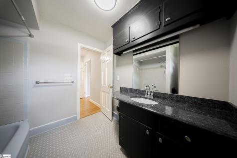 517 Dellwood Drive Greenville SC 29609