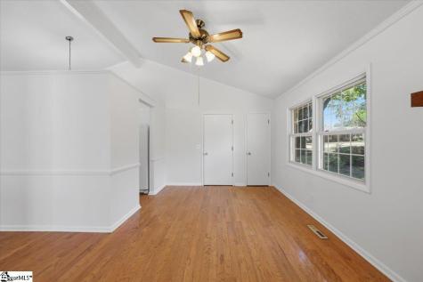 27 Cherrylane Drive Greenville SC 29617