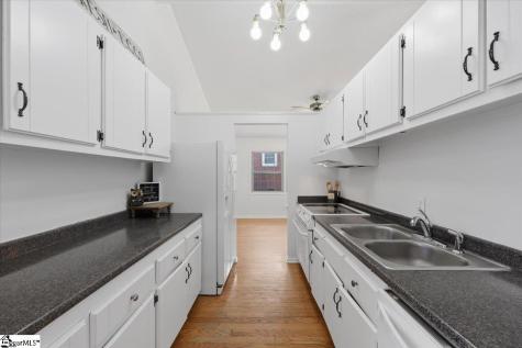 27 Cherrylane Drive Greenville SC 29617