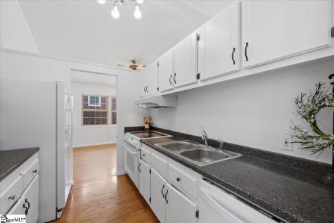 27 Cherrylane Drive Greenville SC 29617