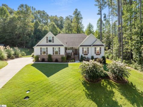 35 Pinerock Drive Travelers Rest SC 29690
