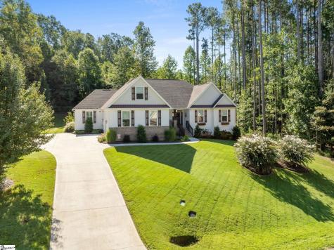 35 Pinerock Drive Travelers Rest SC 29690