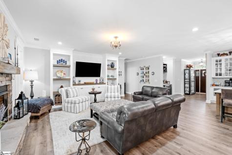 35 Pinerock Drive Travelers Rest SC 29690