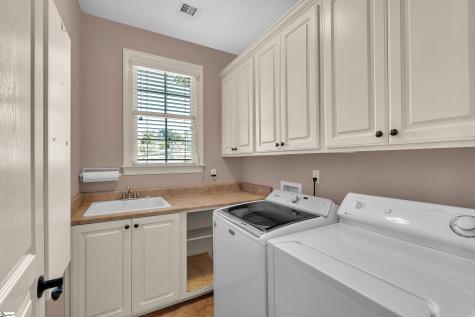 417 Harbour View Drive Chesnee SC 29323