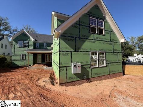 24 E Lanneau Drive Greenville SC 29605