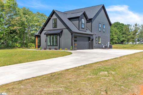 150 Babb Road Campobello SC 29322