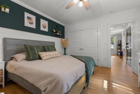 454 Longview Terrace Greenville SC 29605