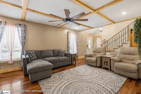 7 Wooded Glenn Court Pelzer SC 29669