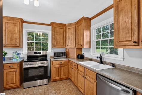 1710 Scuffletown Road Fountain Inn SC 29644