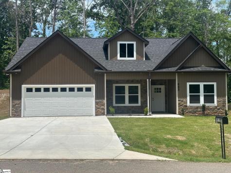 953 Mike Circle Boiling Springs SC 29303