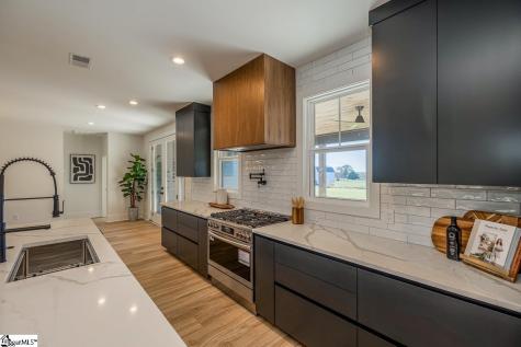 3392 Fairview Road Fountain Inn SC 29644