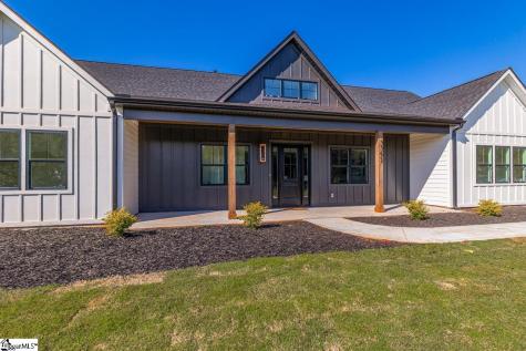 3392 Fairview Road Fountain Inn SC 29644