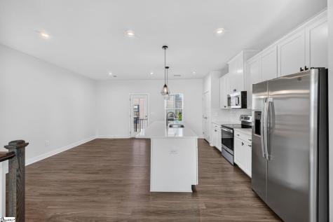 119 Rollins Avenue Greenville SC 29607
