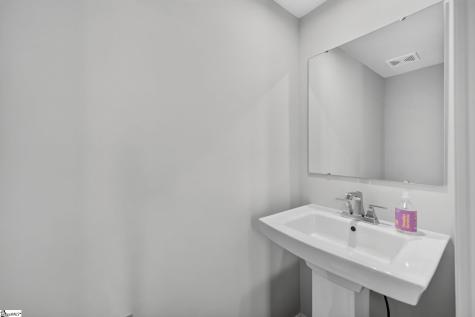 119 Rollins Avenue Greenville SC 29607