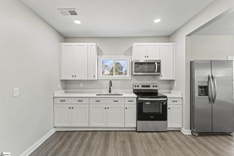 8 Powell Street Seneca SC 29678