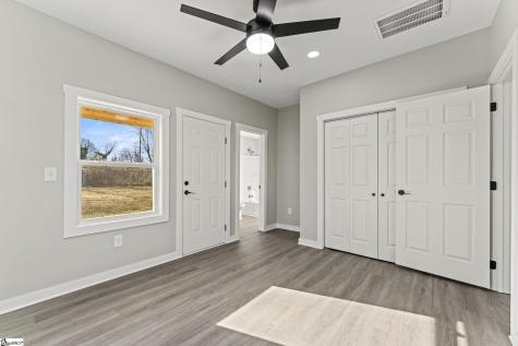 8 Powell Street Seneca SC 29678