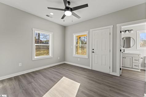 8 Powell Street Seneca SC 29678