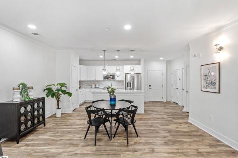 98 E Mcbee Avenue Greenville SC 29601