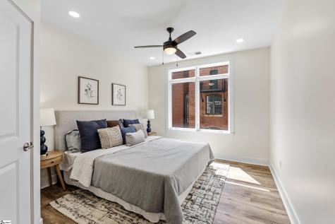 98 E Mcbee Avenue Greenville SC 29601