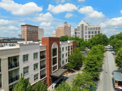 98 E Mcbee Avenue Greenville SC 29601