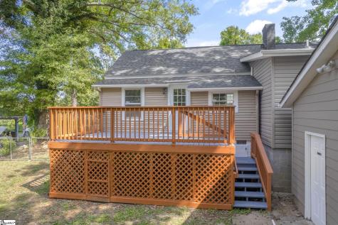 9 Hampton Street Ware Shoals SC 29692