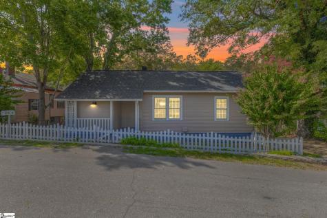 9 Hampton Street Ware Shoals SC 29692