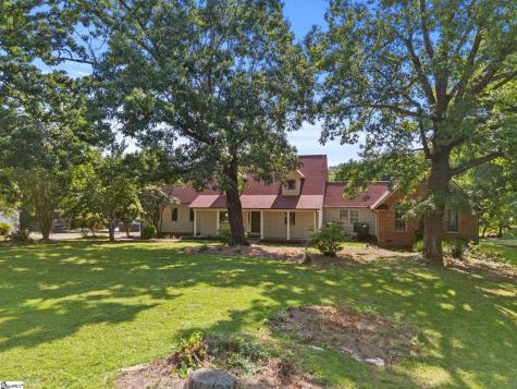 40 Ridings Road Campobello SC 29322