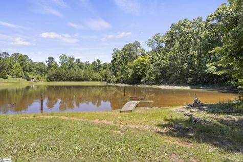 40 Ridings Road Campobello SC 29322