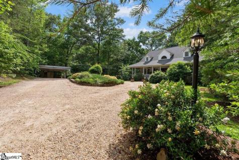 175 Green Hills Road Mill Spring NC 28756