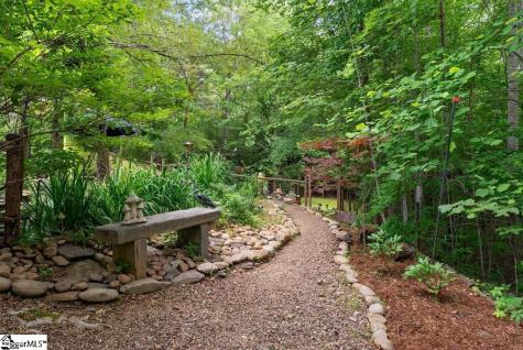175 Green Hills Road Mill Spring NC 28756