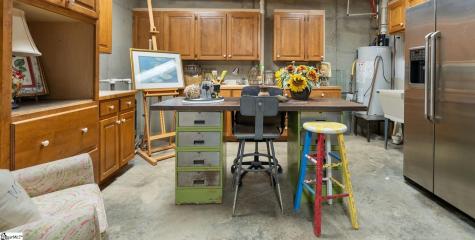 175 Green Hills Road Mill Spring NC 28756