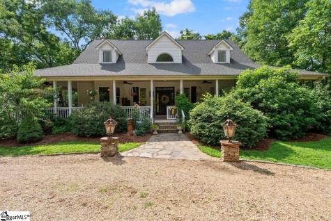 175 Green Hills Road Mill Spring NC 28756