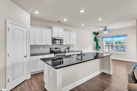 4 Harvestwood Place Greenville SC 29605