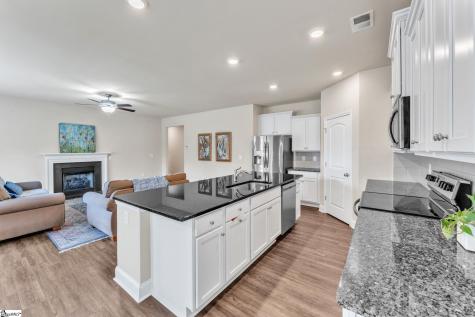 4 Harvestwood Place Greenville SC 29605