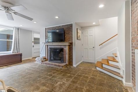 23 Buist Avenue Greenville SC 29609