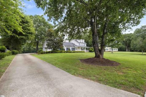 104 Wren Crossing Court Easley SC 29642