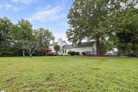 104 Wren Crossing Court Easley SC 29642