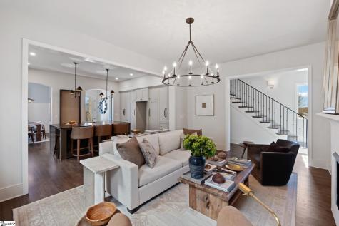 31 N Textile Avenue Greenville SC 29611