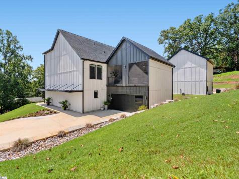 29 Harbor Drive Greenville SC 29611