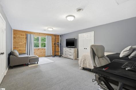 211 Narrow Way Travelers Rest SC 29690